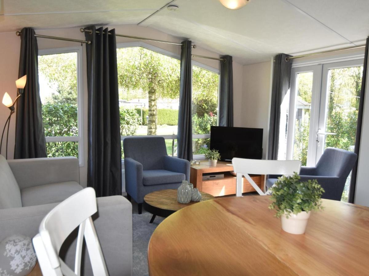 Cozy Chalet For 5P With Garden In A Lovely Area Near Goedereede Exterior foto